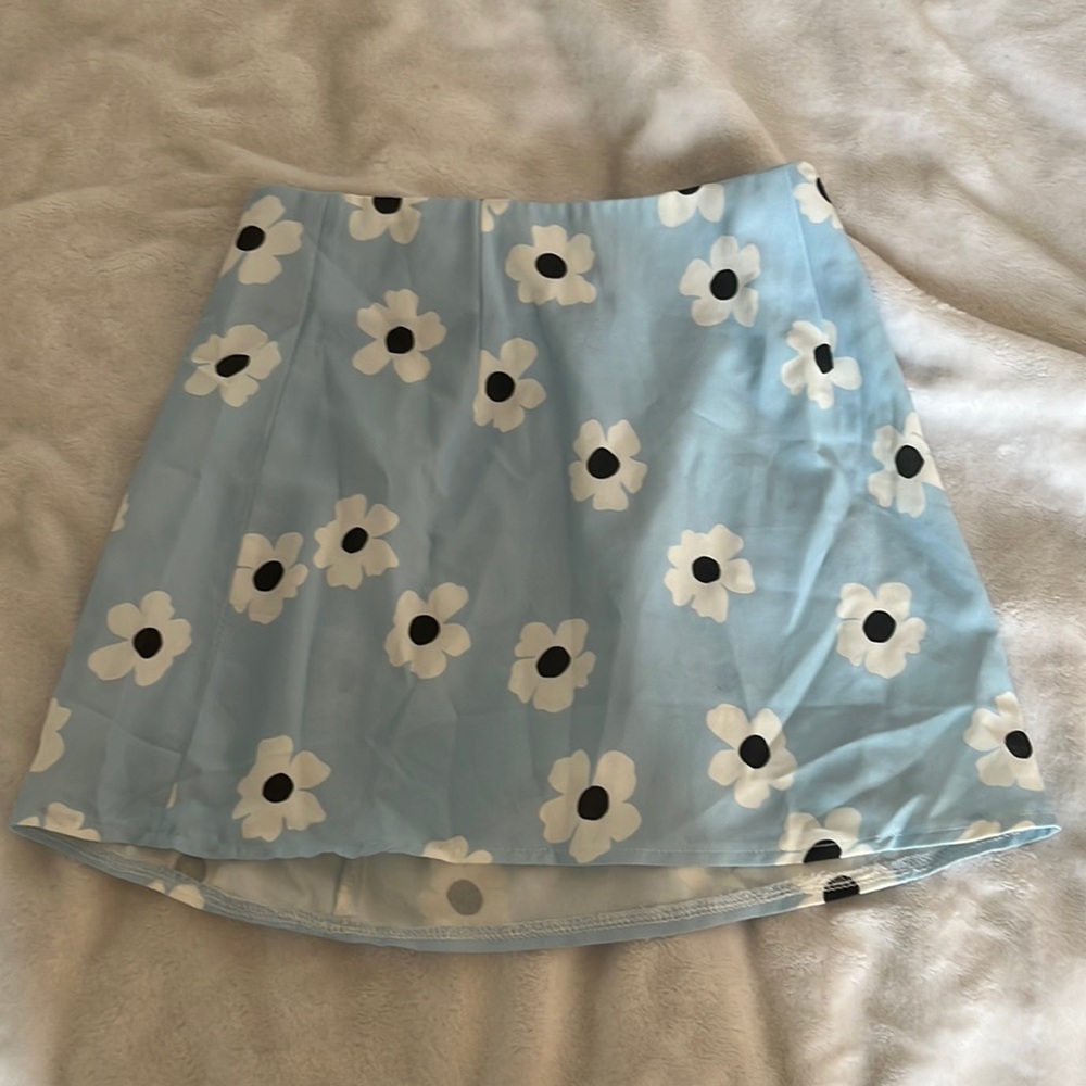 Princess polly flower skirt